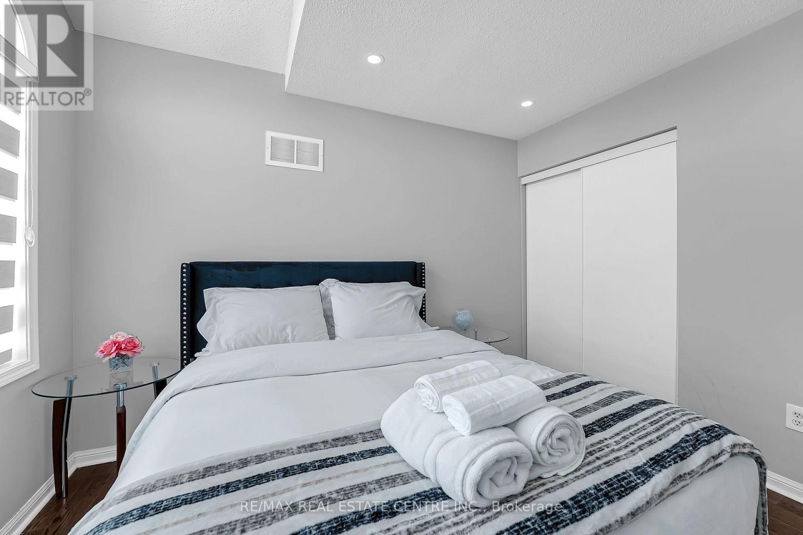 834 Ferguson Drive, Milton, Ontario  L9T 6L4 - Photo 32 - W12858344