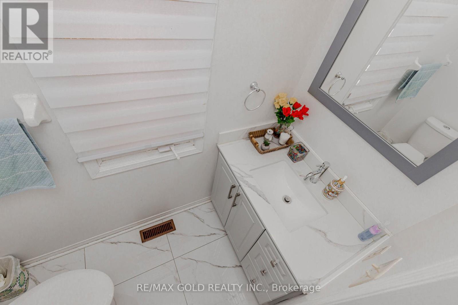 1156 Westview Terrace, Oakville, Ontario  L6M 3M1 - Photo 22 - W12858374