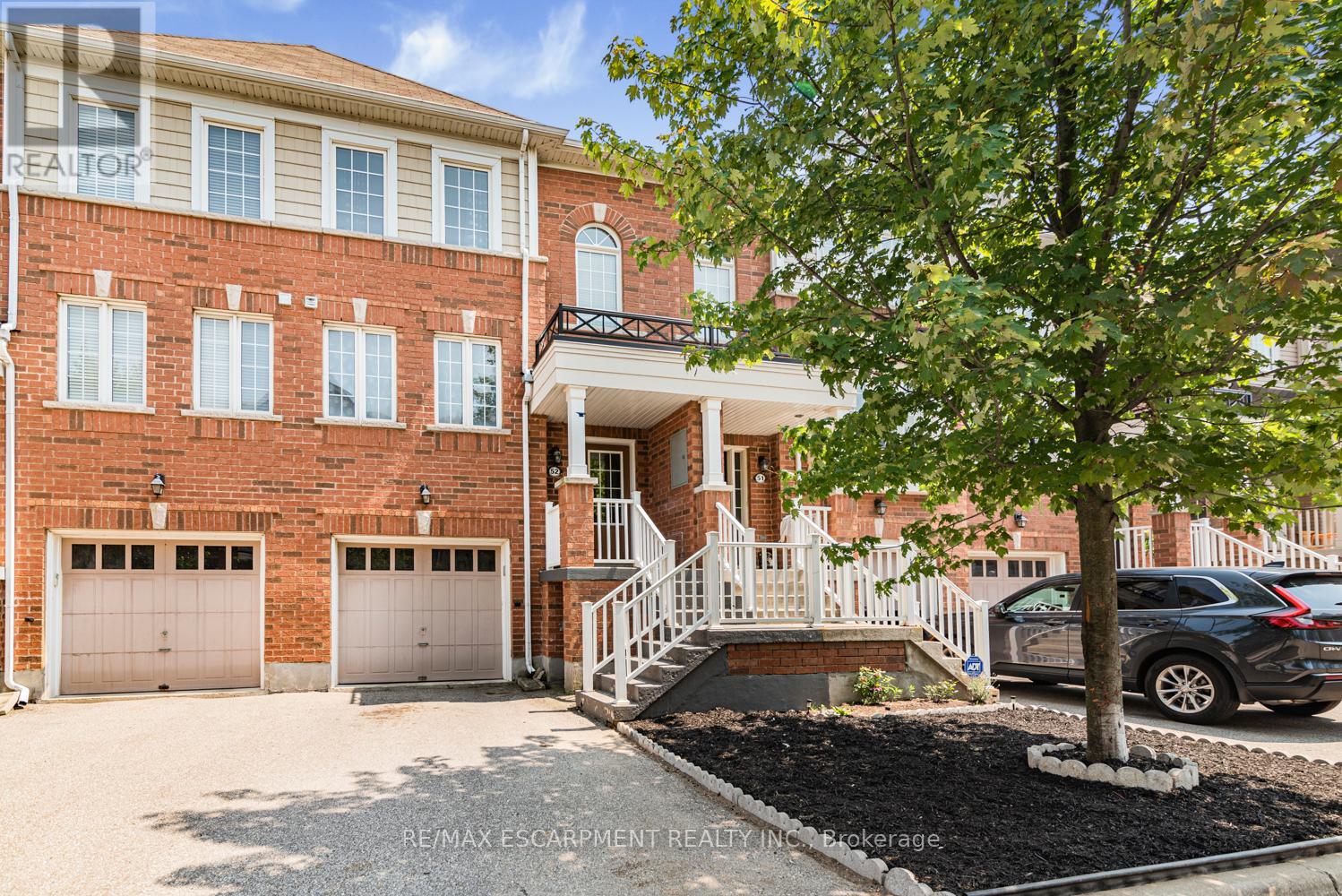 52 - 7 SIRENTE DRIVE, Hamilton, Ontario