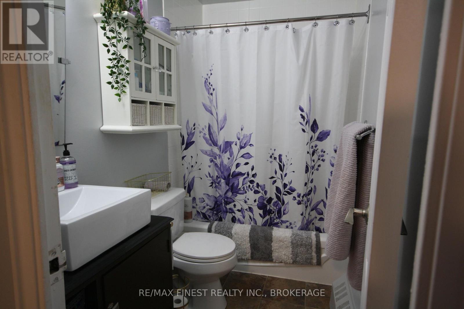 106 - 1 Mowat Avenue, Kingston (Central City West), Ontario  K7M 1J8 - Photo 10 - X12853162