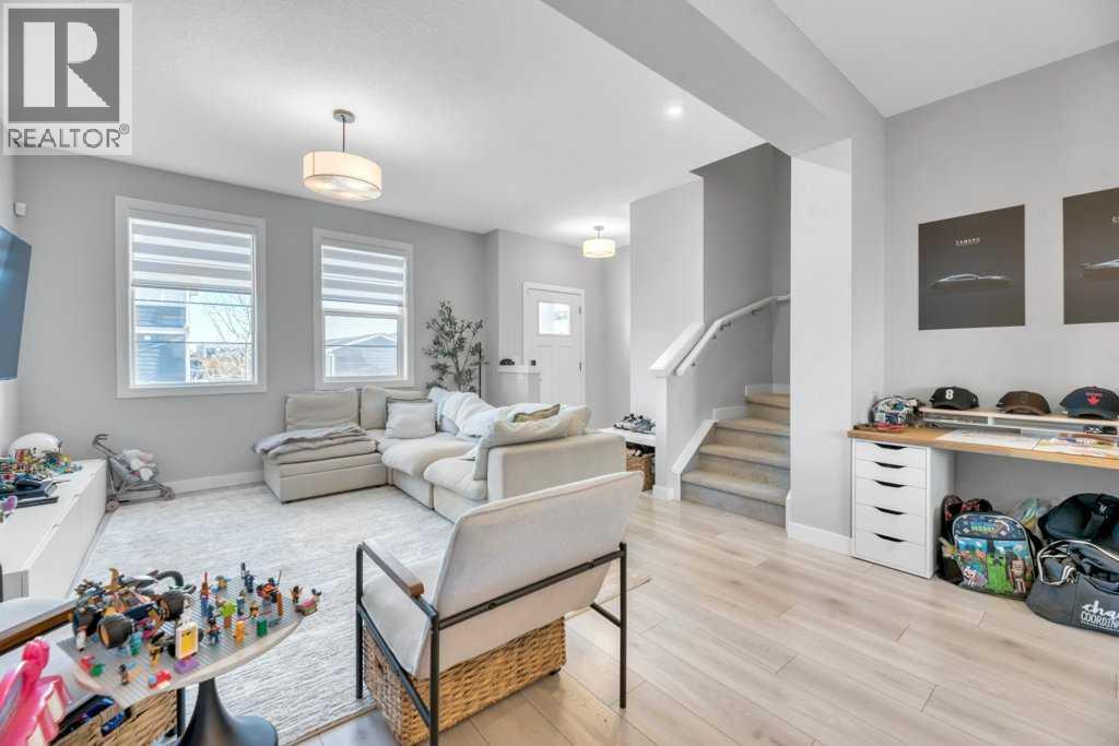 121 Dawson Circle, Chestermere, Alberta  T1X 2R6 - Photo 18 - A2284531