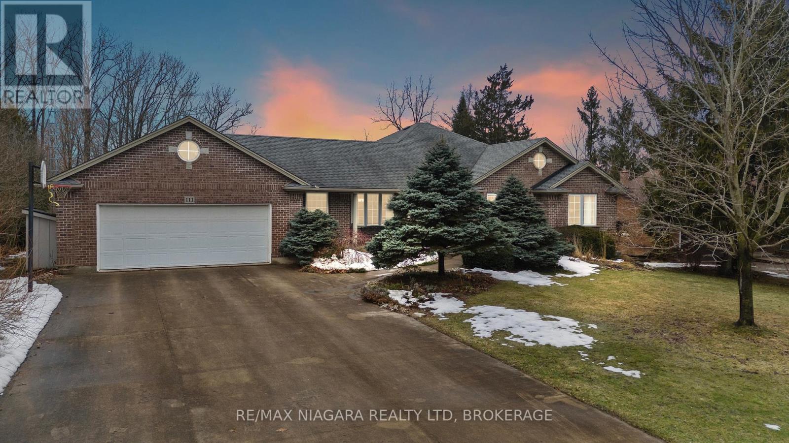 111 Pearson Road, Welland, Ontario  L3B 5N4 - Photo 1 - X12858414