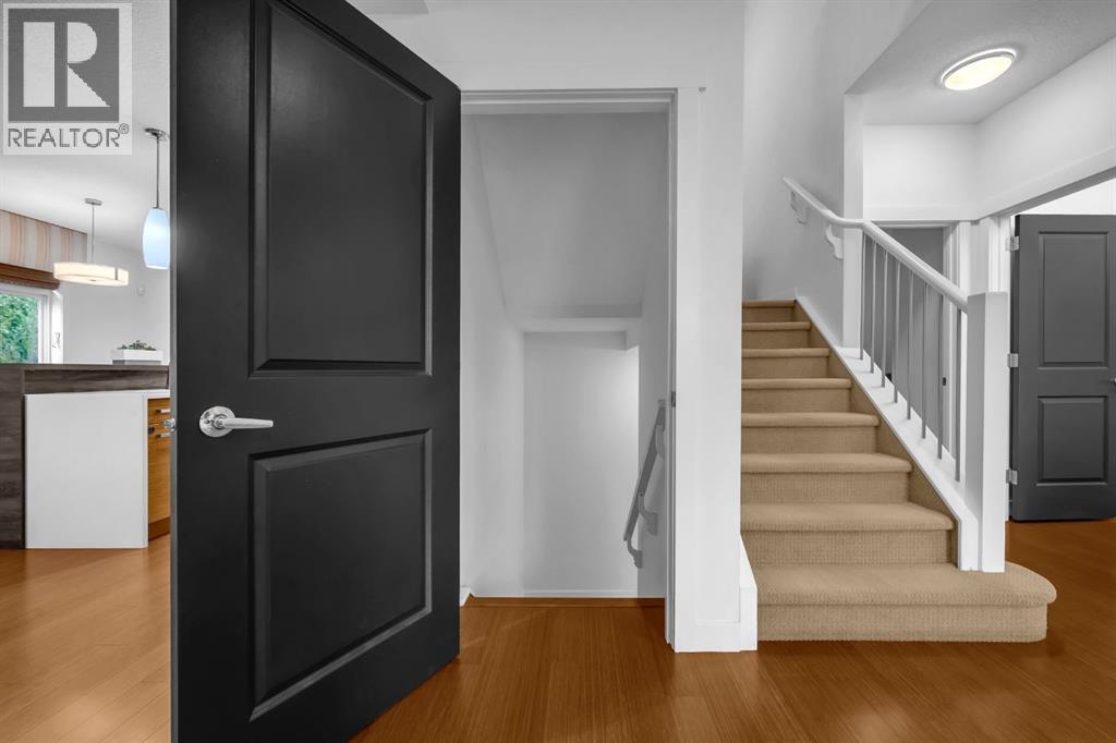 233 Cranarch Common Se, Calgary, Alberta  T3M 1M3 - Photo 15 - A2261633