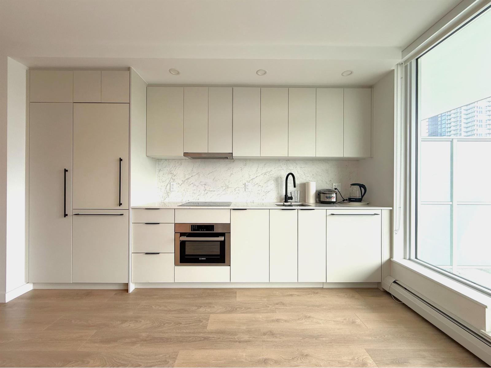 303 13685 102 Avenue, Surrey, British Columbia  V3T 0S2 - Photo 4 - R3087743