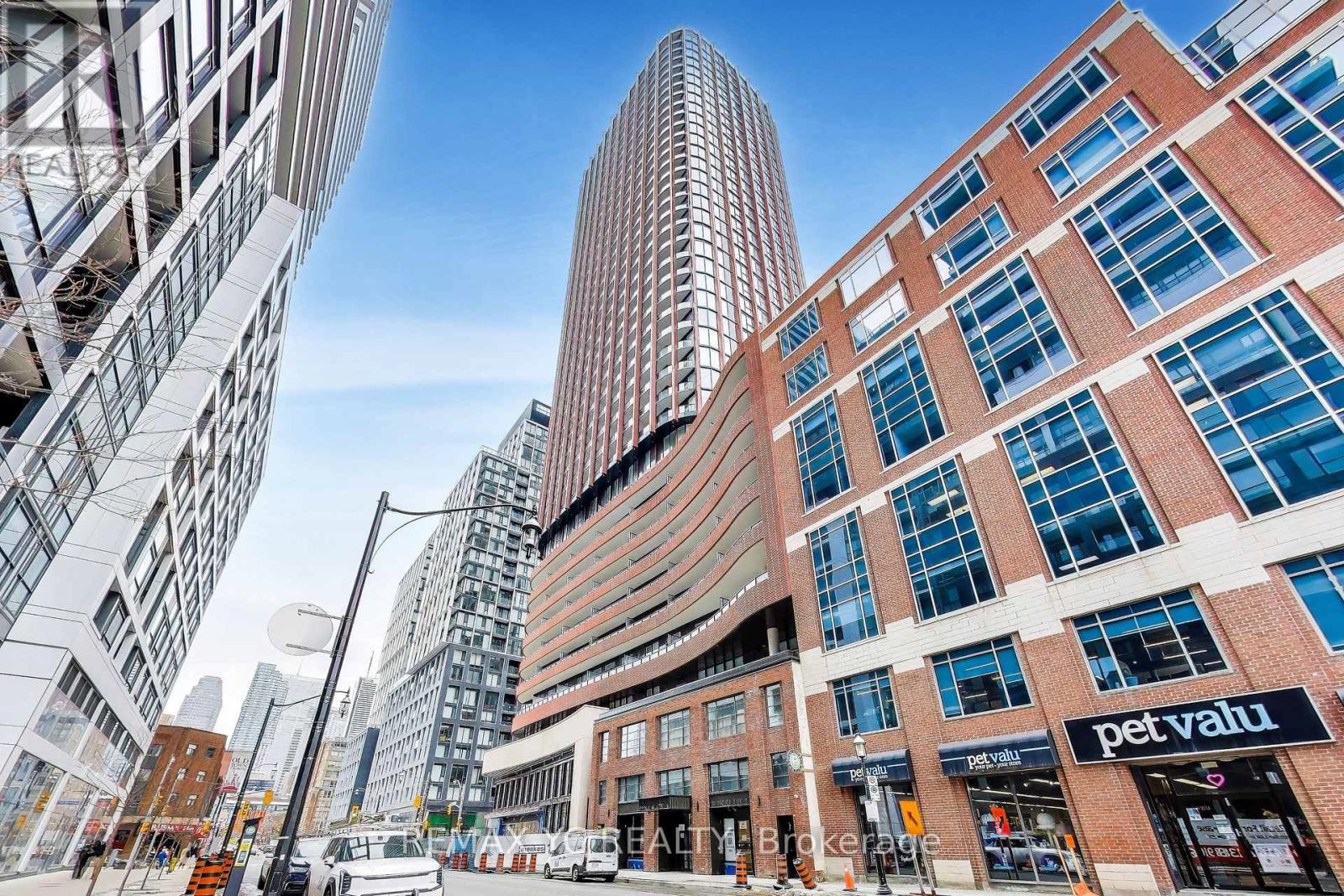 1912 - 180 FRONT STREET E, Toronto, Ontario