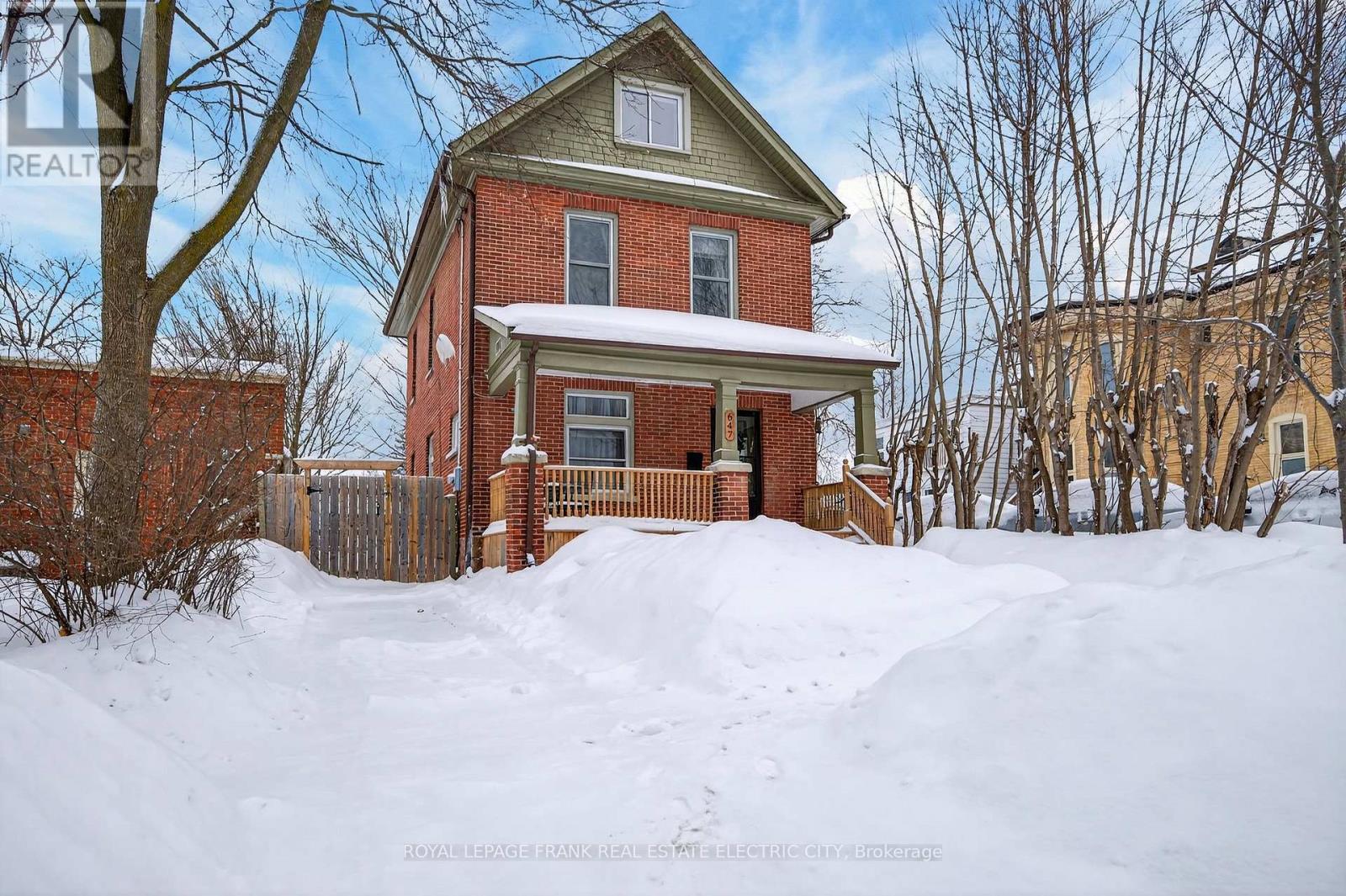 647 Bethune Street, Peterborough, Ontario  K9H 4A2 - Photo 2 - X12779912