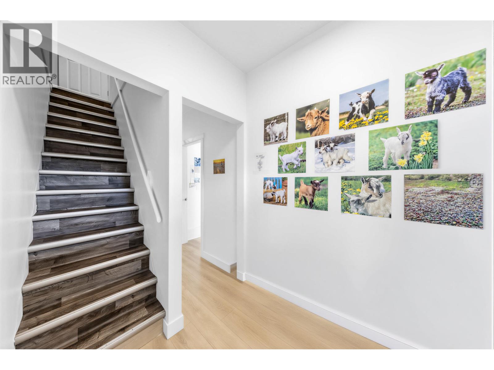 2079 W 46th Avenue, Vancouver, British Columbia  V6M 2K8 - Photo 3 - R3096384