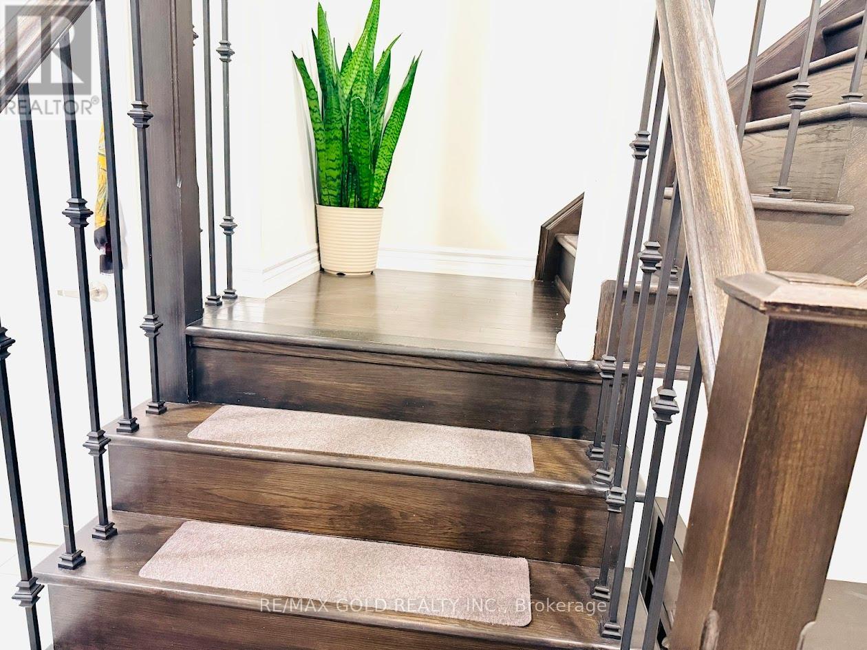 16 Slack Lane, Caledon, Ontario  L7C 4H2 - Photo 29 - W12858394