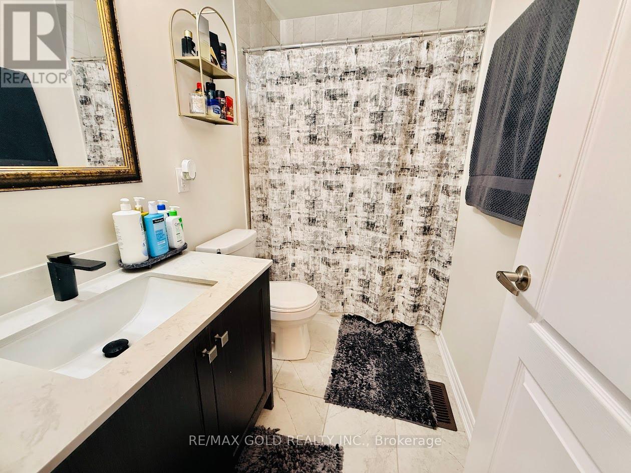 16 Slack Lane, Caledon, Ontario  L7C 4H2 - Photo 6 - W12858394