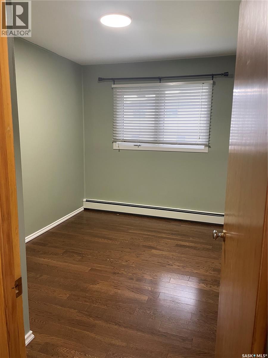 623 Carleton Street, Moosomin, Saskatchewan  S0G 3N0 - Photo 4 - SK029942