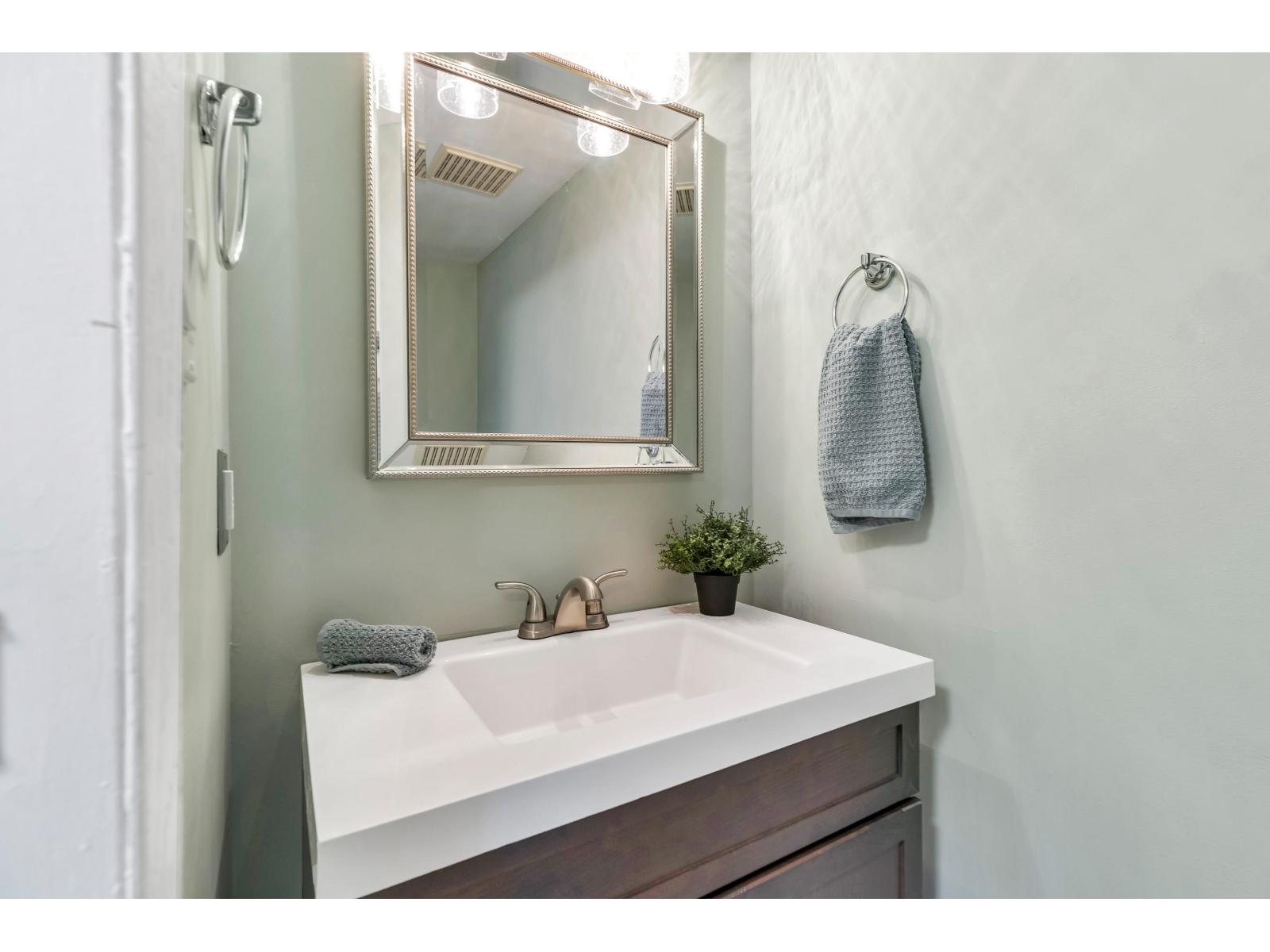 402 1480 Foster Street, White Rock, British Columbia  V4B 3X7 - Photo 25 - R3063540