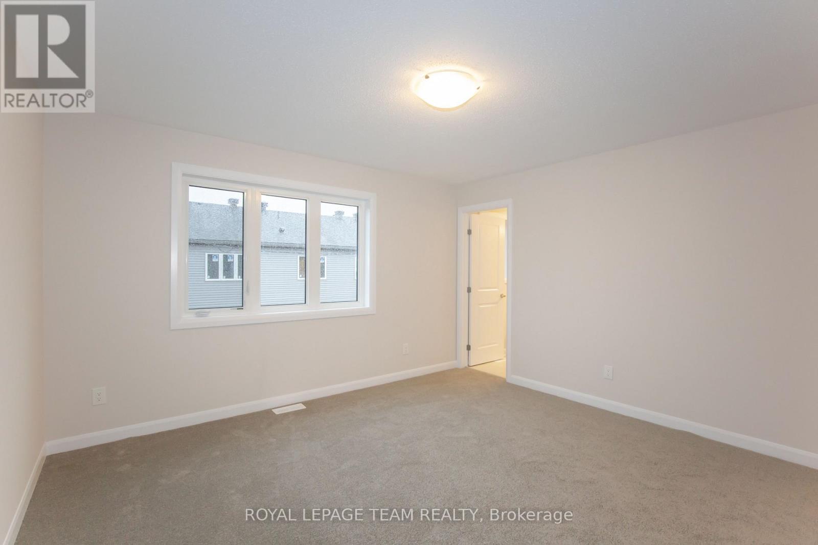 219 Invention Boulevard, Ottawa, Ontario  K2W 0K8 - Photo 11 - X12858440