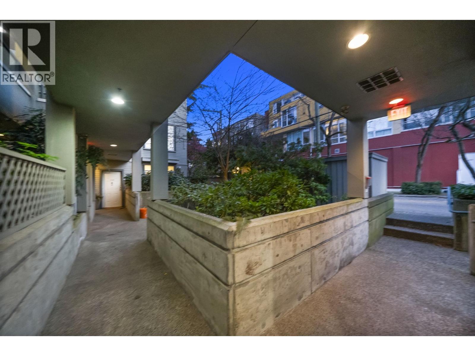 409 2250 W 3rd Avenue, Vancouver, British Columbia  V6K 1L4 - Photo 34 - R3094944