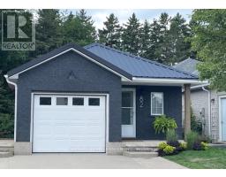 82 ORCHID CRESCENT, Kitchener, Ontario