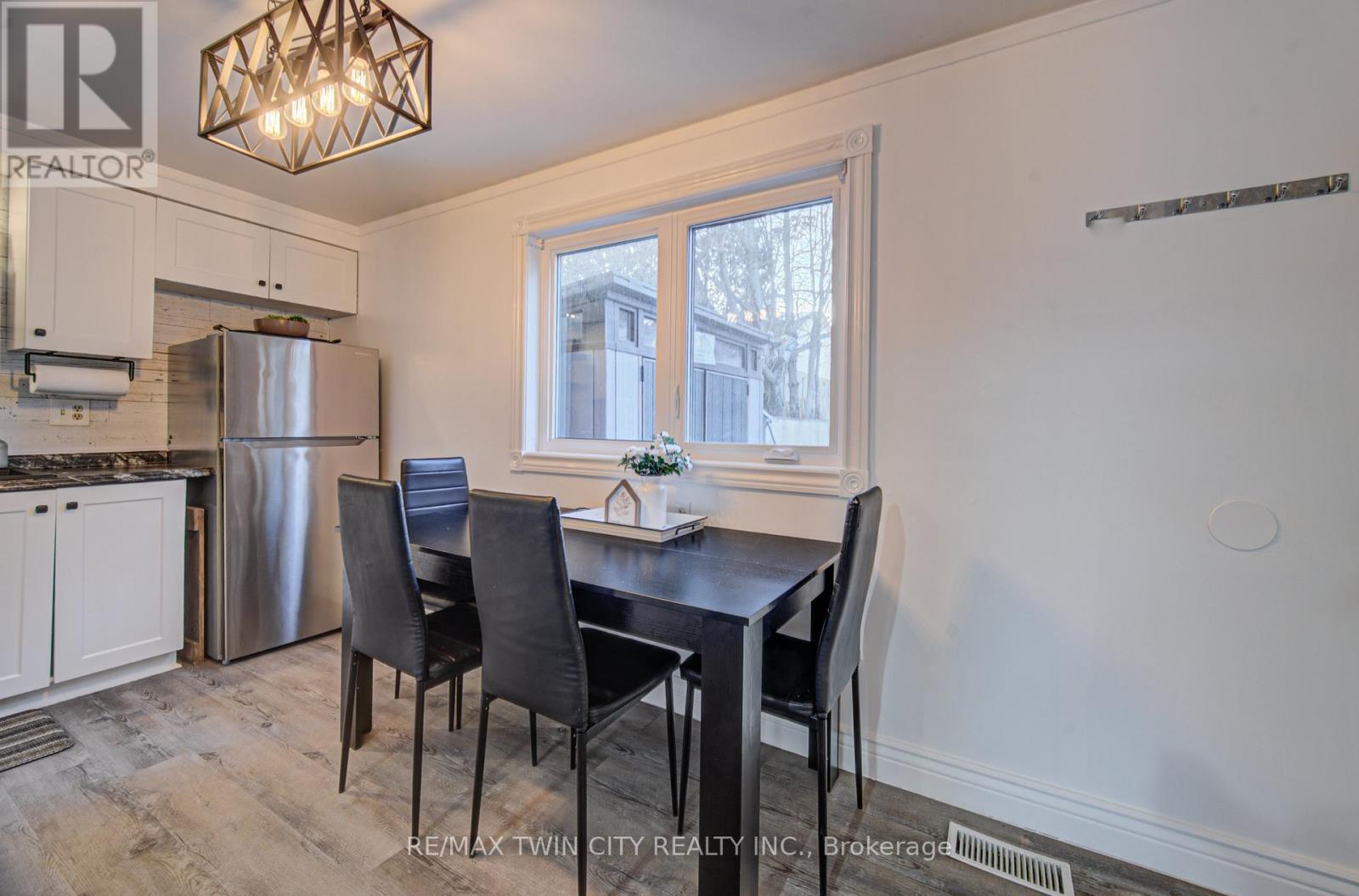 150 Glamis Road, Cambridge, Ontario  N1R 6S9 - Photo 12 - X12858508