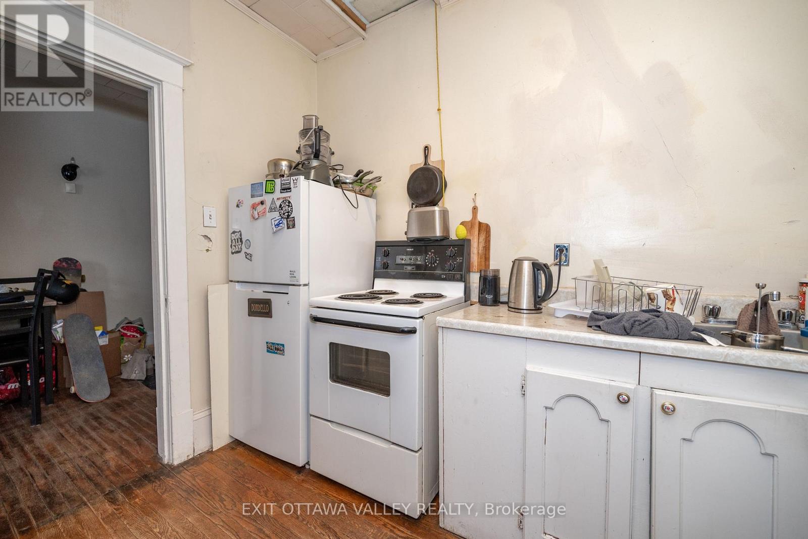 109 Pembroke Street W, Pembroke, Ontario  K8A 5M7 - Photo 14 - X12858528