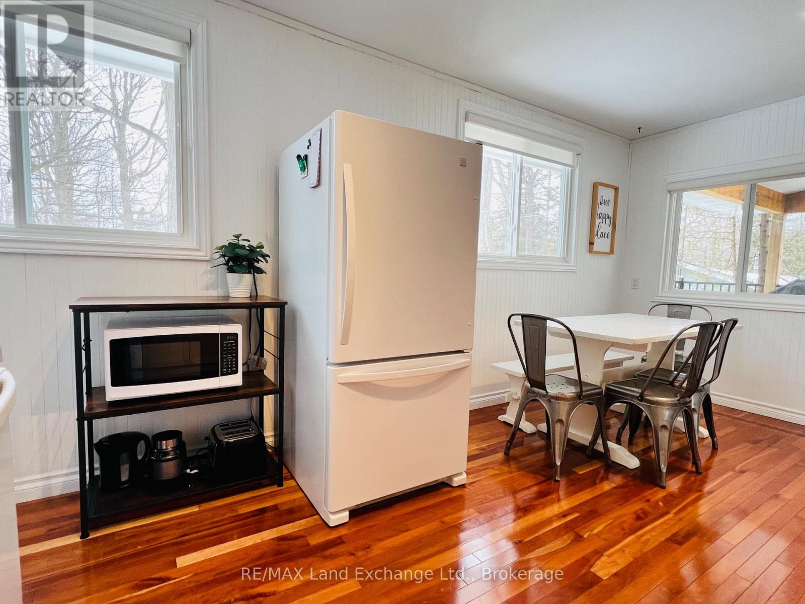 819 Wilson Avenue, Huron-Kinloss, Ontario  N2Z 2X3 - Photo 13 - X12858214