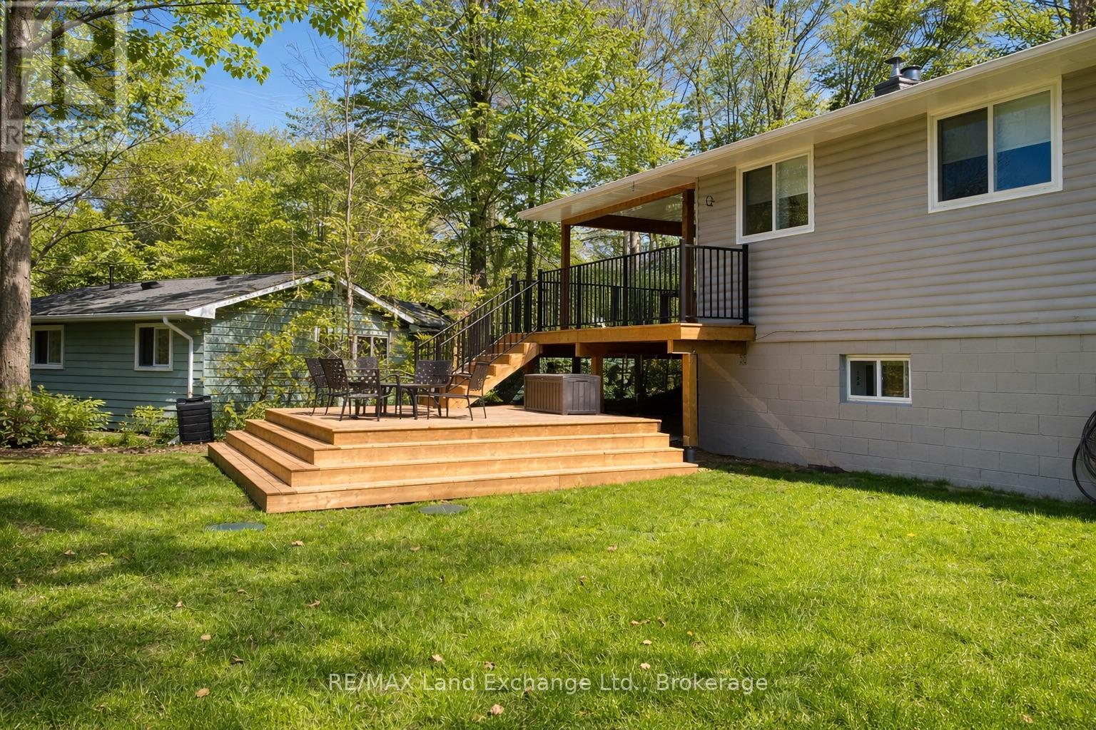 819 Wilson Avenue, Huron-Kinloss, Ontario  N2Z 2X3 - Photo 7 - X12858214