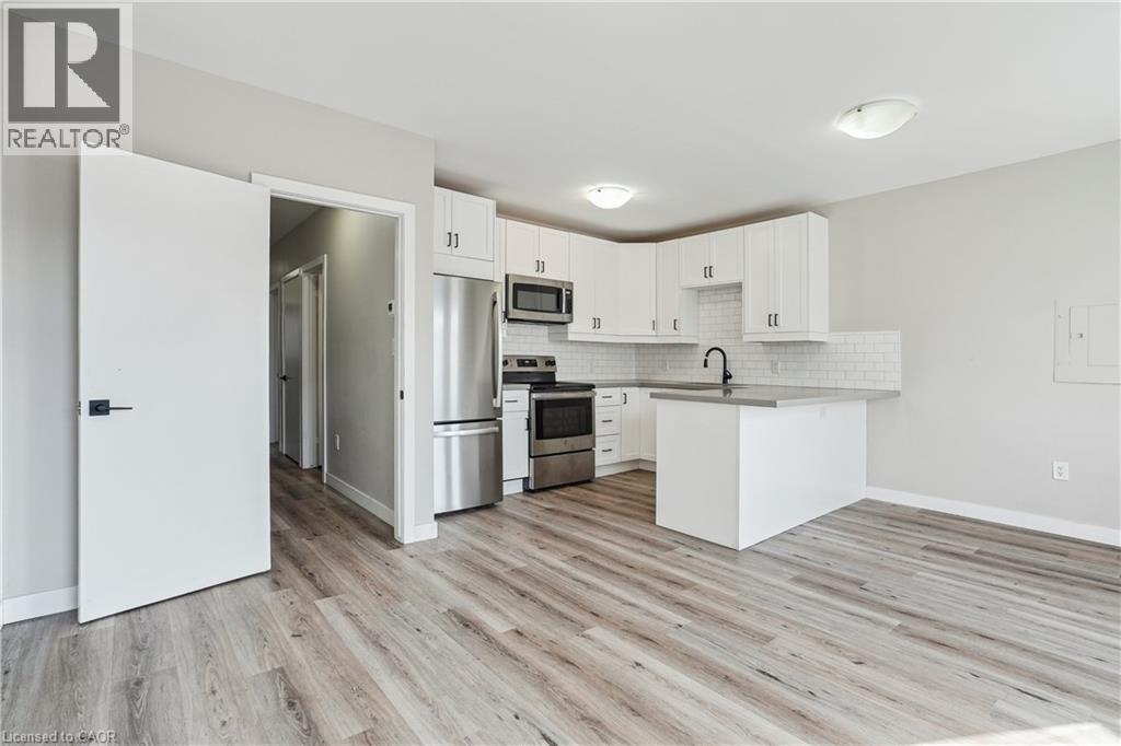 633 Wilson Street Unit# 2, Hamilton, Ontario  L8L 1V2 - Photo 9 - 40810479