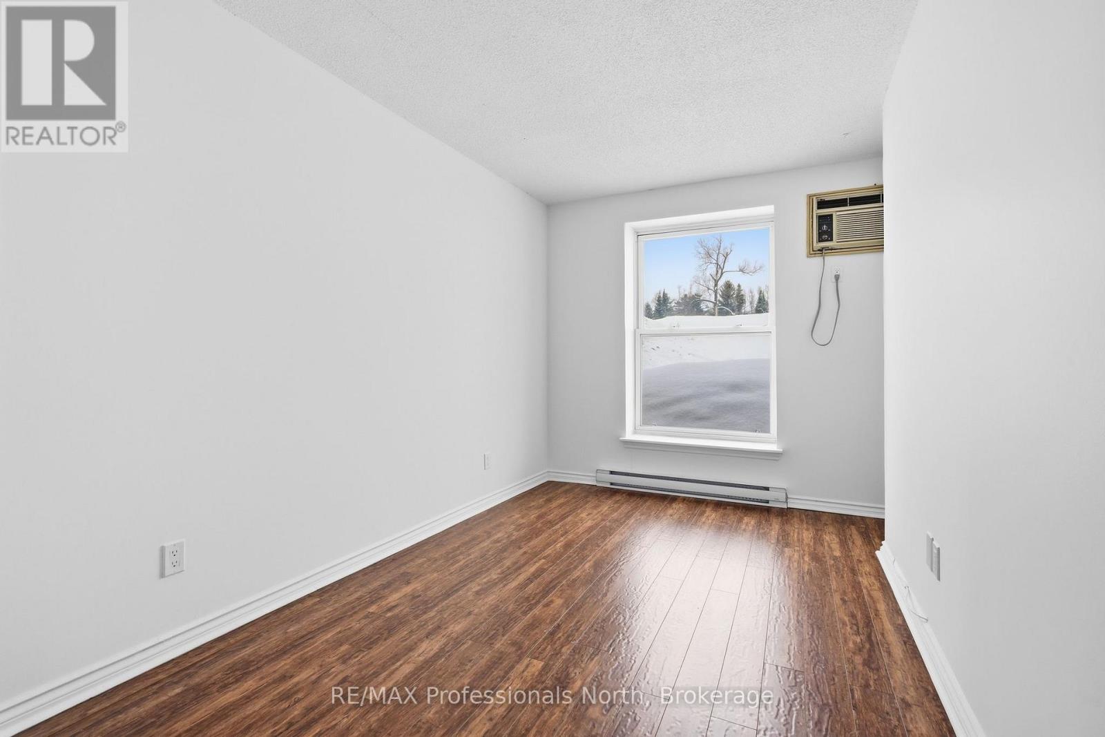 105 - 38 Monck Road, Bracebridge, Ontario  P1L 1P4 - Photo 23 - X12858542