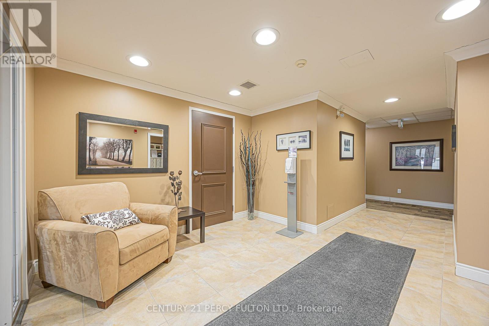 211 - 220 Main Street N, Uxbridge, Ontario  L9P 0B6 - Photo 5 - N12858524