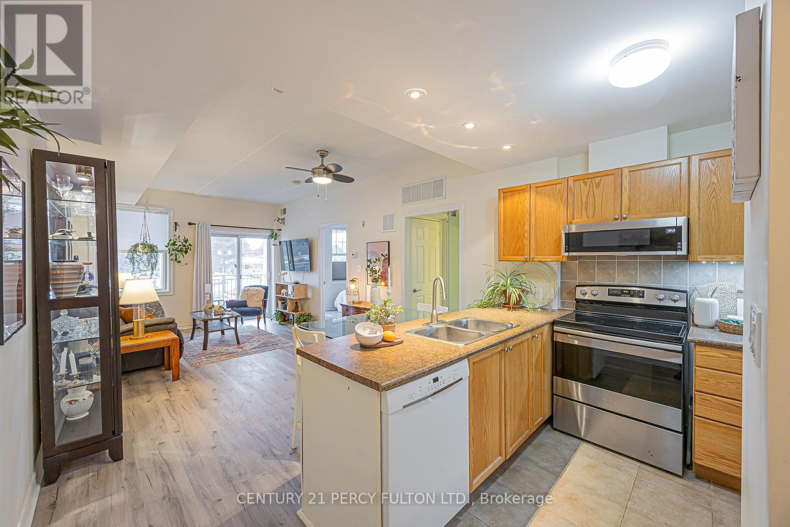 211 - 220 Main Street N, Uxbridge, Ontario  L9P 0B6 - Photo 7 - N12858524