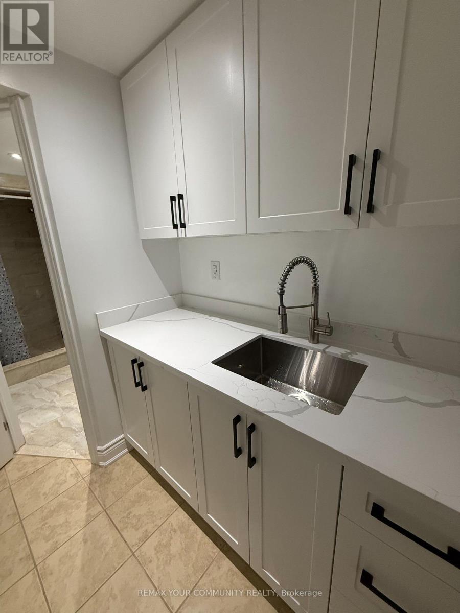 97 Echo Ridge Crescent, Vaughan, Ontario  L4H 2K1 - Photo 10 - N12851754