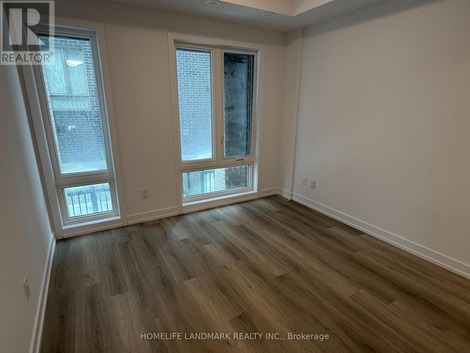 107 - 51 Jefferson Side Road, Richmond Hill, Ontario  L4E 1M1 - Photo 7 - N12856362