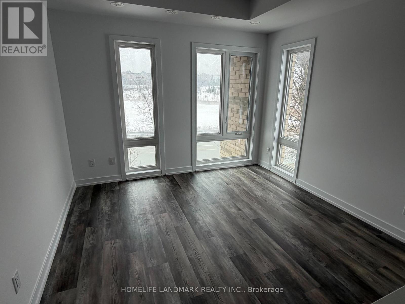 102 - 51 JEFFERSON SIDE ROAD, Richmond Hill, Ontario