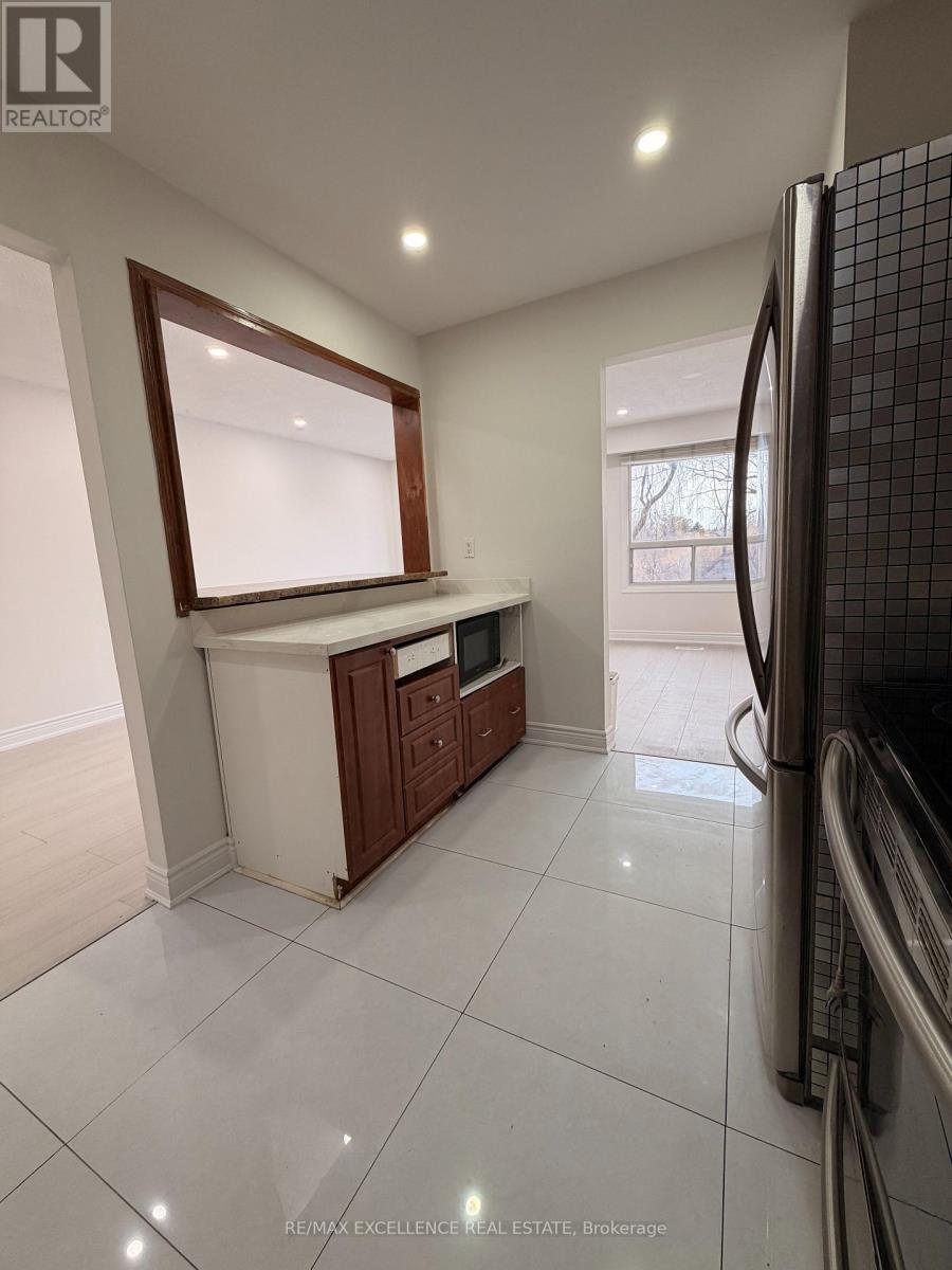 42 - 42 Foster Crescent, Brampton, Ontario  L6V 3M7 - Photo 12 - W12858518