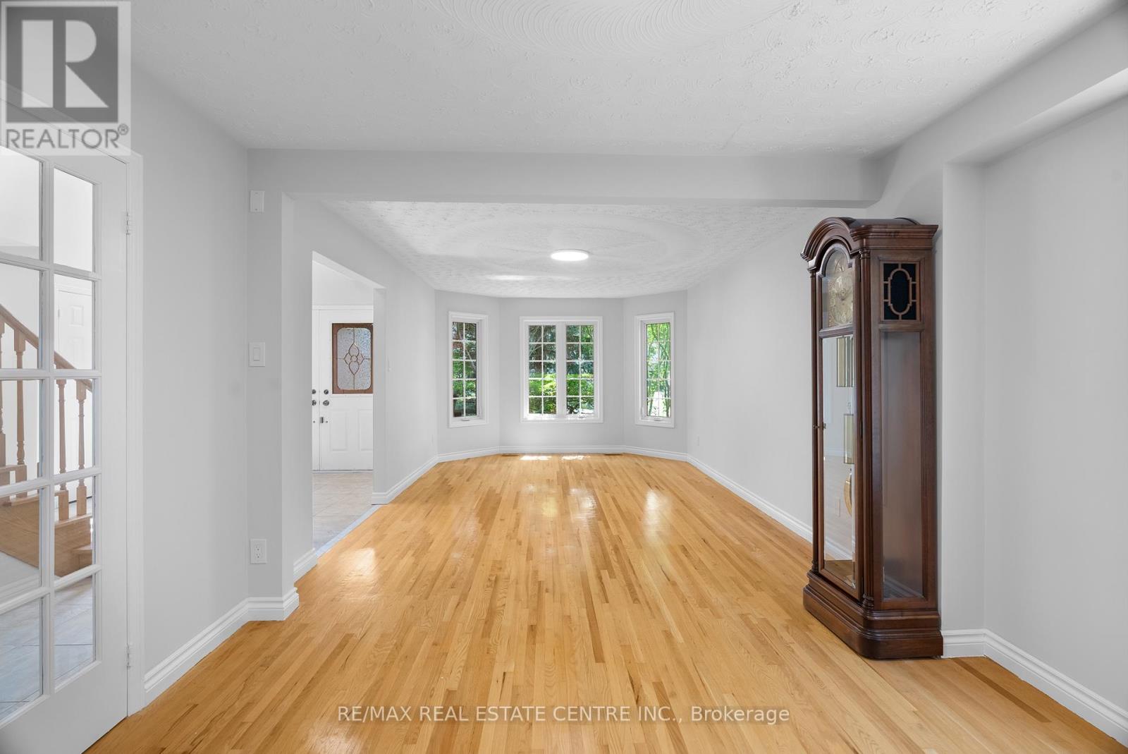 4623 Hewicks Lane, Mississauga (East Credit), Ontario  L5M 3L8 - Photo 10 - W12858520