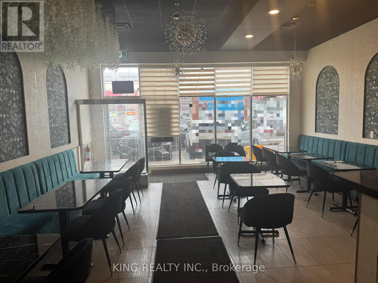 433 Wanless Drive, Brampton, Ontario  L7A 0N9 - Photo 7 - W12858552