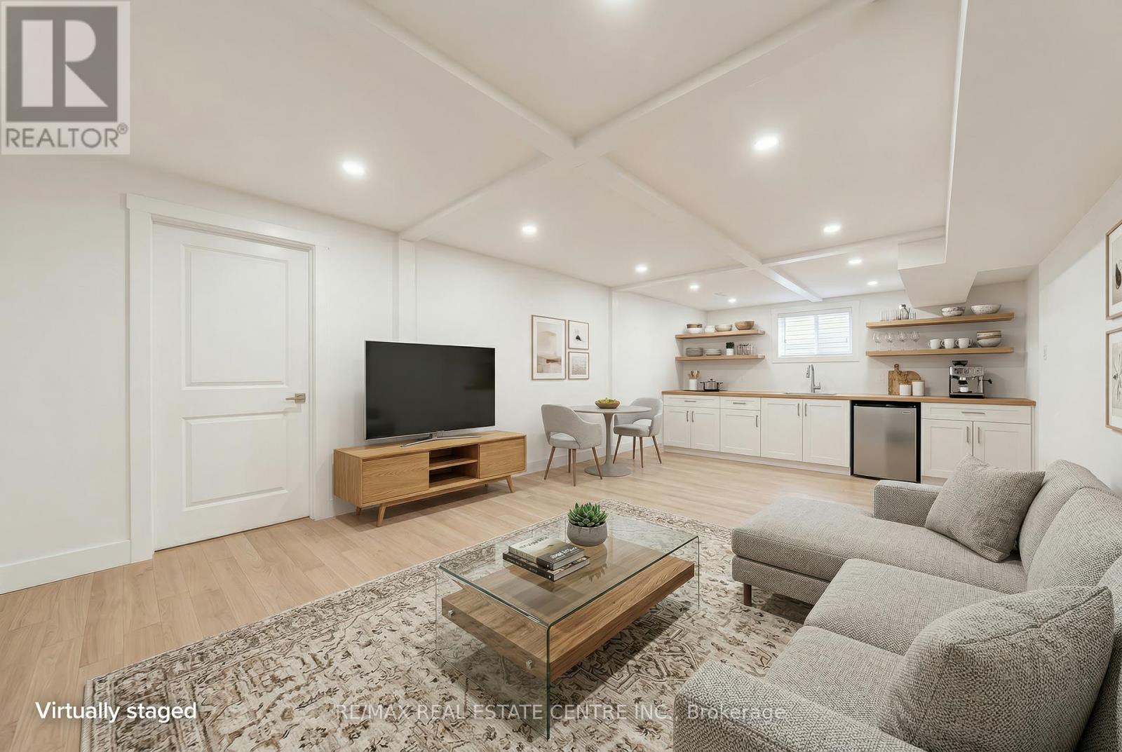 53 Glover Road, Hamilton (Hannon), Ontario  L8W 3S8 - Photo 3 - X12858538