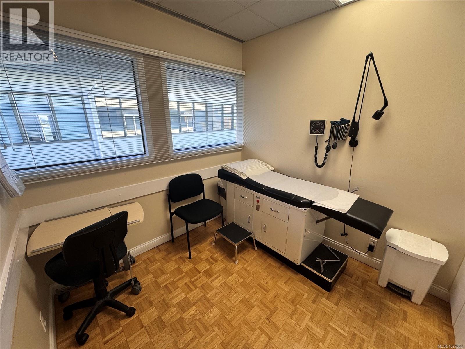 326 1175 Cook St, Victoria, British Columbia  V8V 4A1 - Photo 5 - 1027966