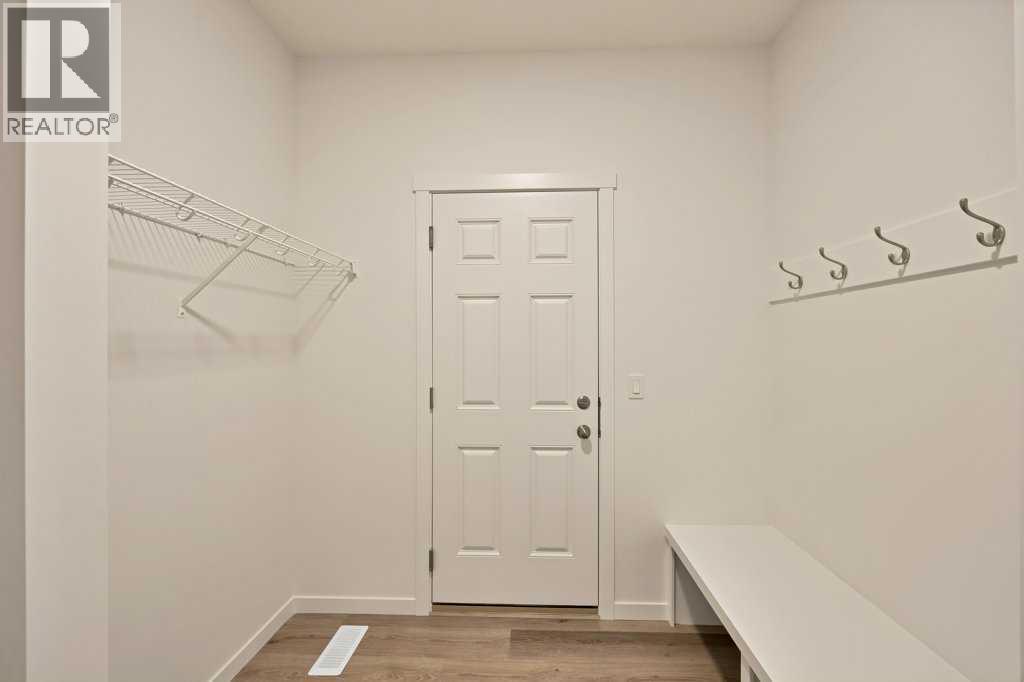 561 Chelsea Gardens, Chestermere, Alberta  T1X 2V4 - Photo 6 - A2280508