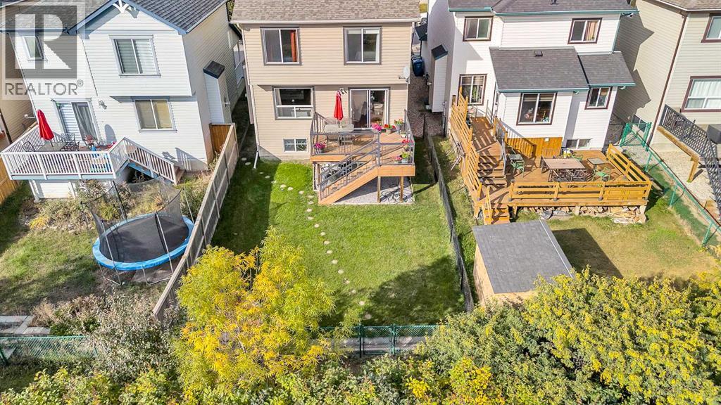 320 Evermeadow Road Sw, Calgary, Alberta  T2Y 4X2 - Photo 4 - A2290547