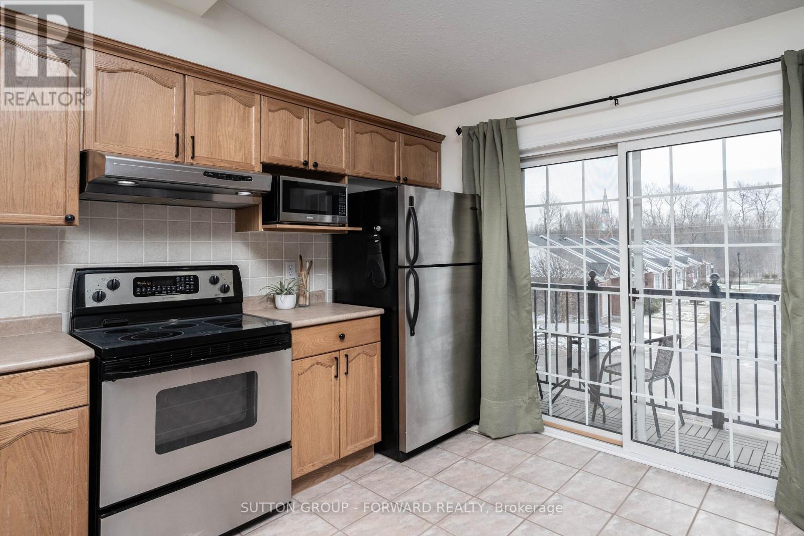 9 - 1077 Hamilton Road, London East, Ontario  N5W 6G3 - Photo 8 - X12858570