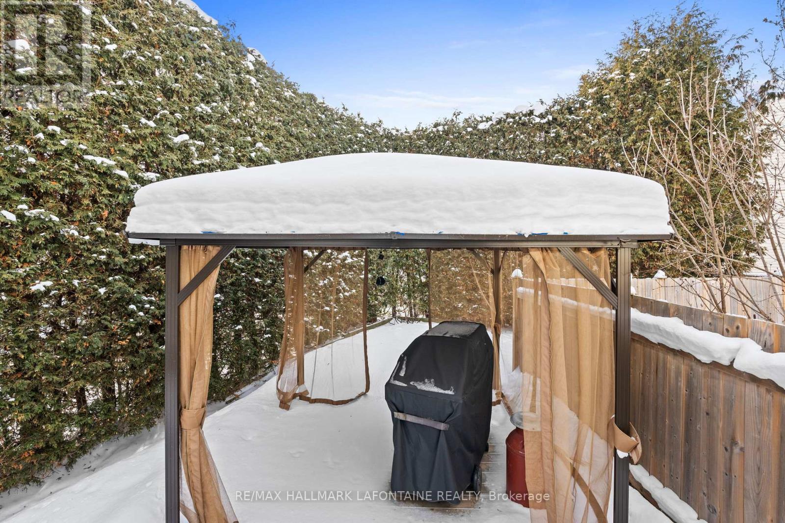 1802 Turnberry Road, Ottawa, Ontario  K1E 3V1 - Photo 27 - X12858588