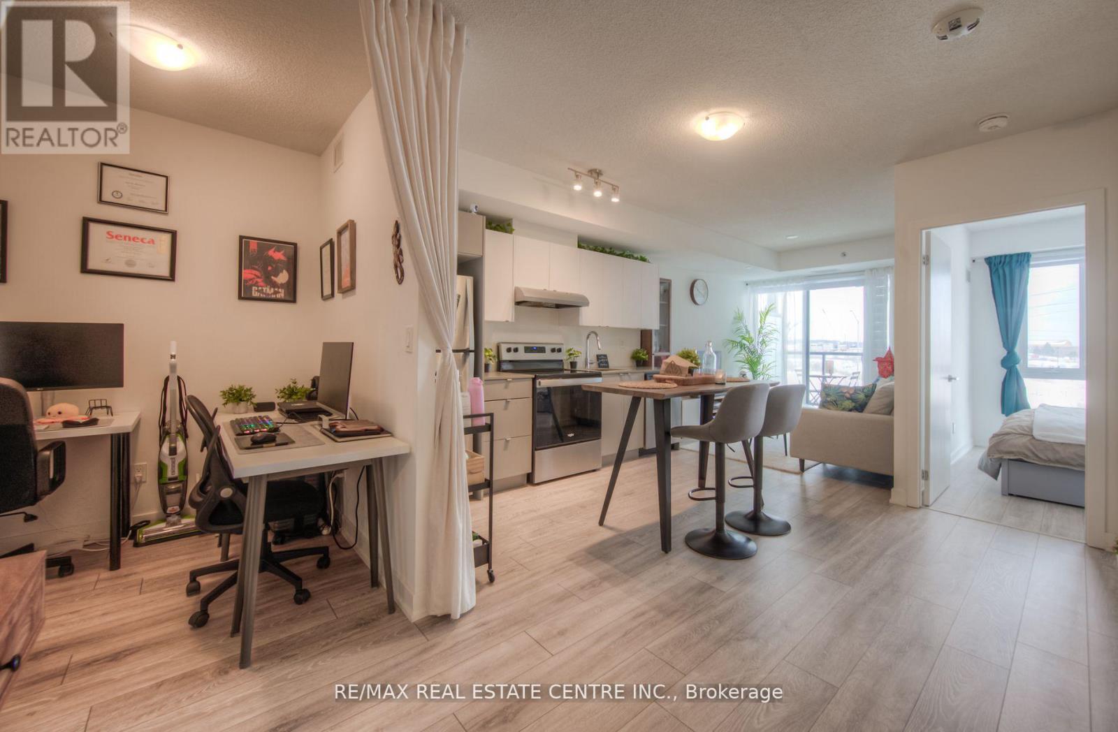 B310 - 3200 Dakota Common Road, Burlington, Ontario  L7M 2A8 - Photo 13 - W12856752