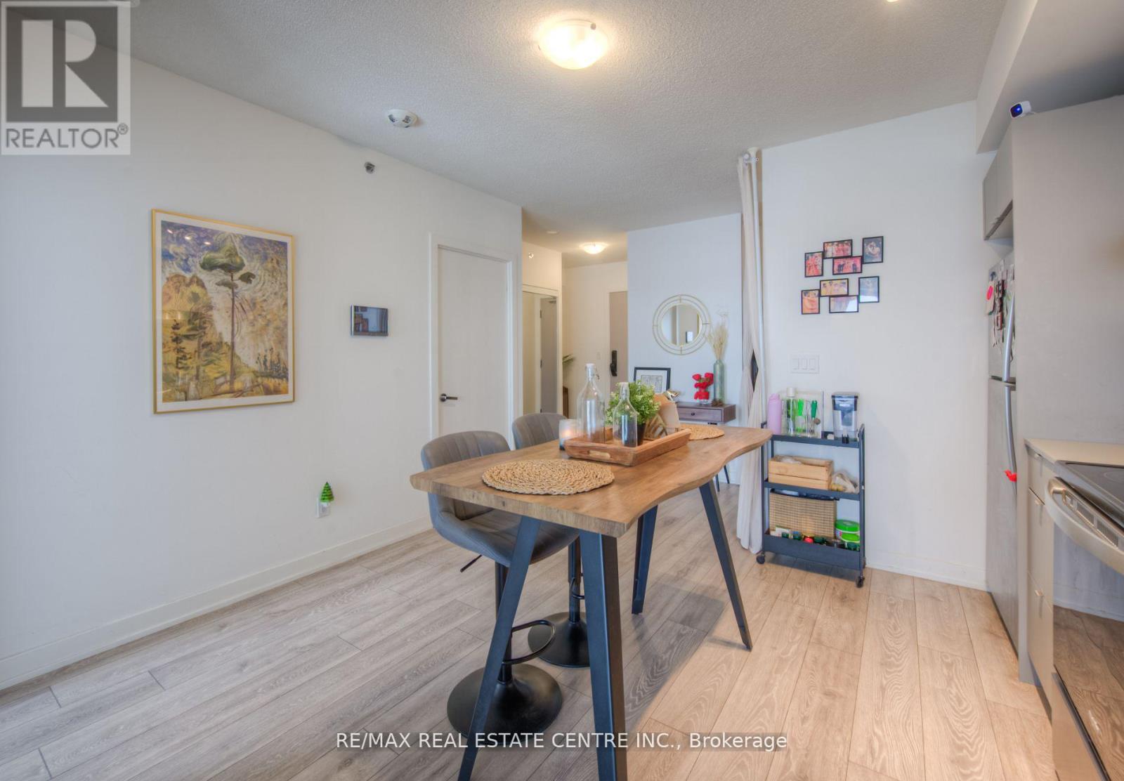 B310 - 3200 Dakota Common Road, Burlington, Ontario  L7M 2A8 - Photo 14 - W12856752