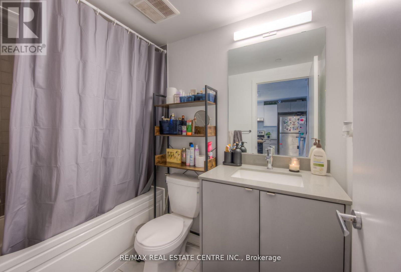 B310 - 3200 Dakota Common Road, Burlington, Ontario  L7M 2A8 - Photo 19 - W12856752