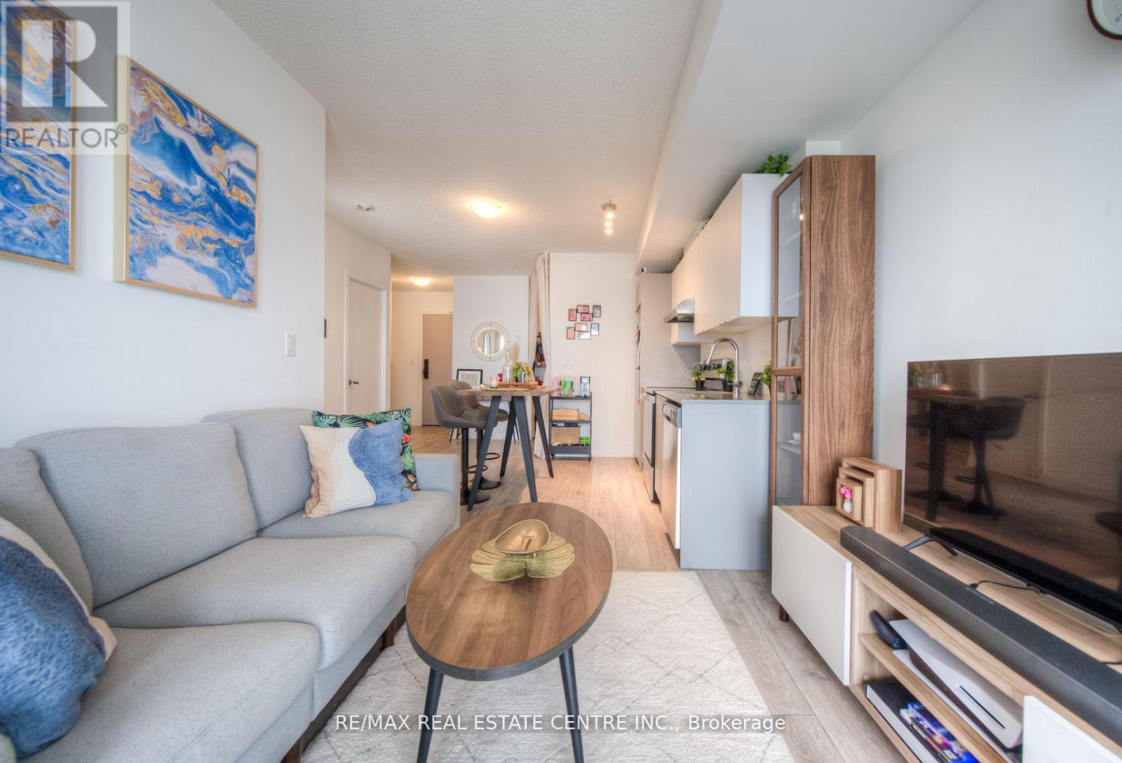 B310 - 3200 Dakota Common Road, Burlington, Ontario  L7M 2A8 - Photo 6 - W12856752