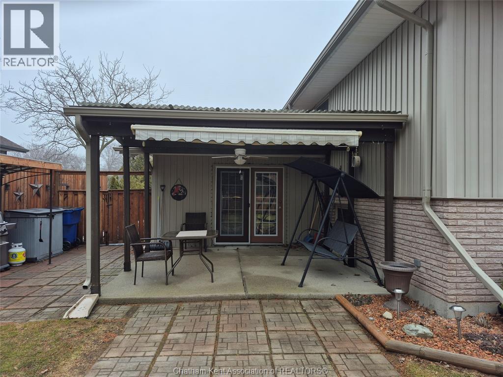 35 Richard Street South, Ridgetown, Ontario  N0P 2C0 - Photo 4 - 26001877