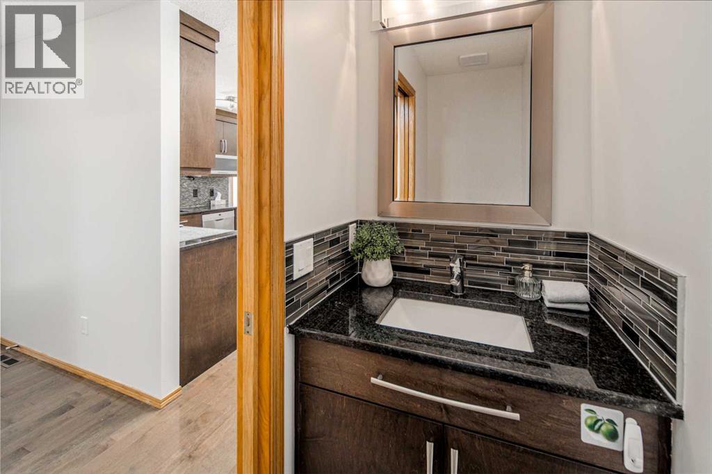 28 Hamptons Heath Nw, Calgary, Alberta  T3A 5E8 - Photo 14 - A2291094