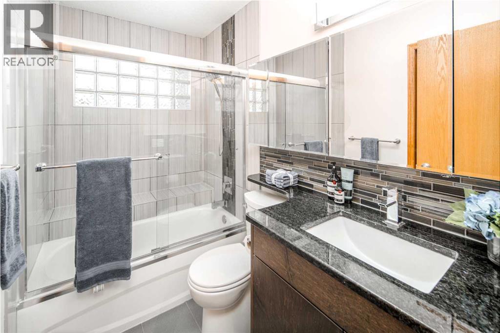 28 Hamptons Heath Nw, Calgary, Alberta  T3A 5E8 - Photo 25 - A2291094