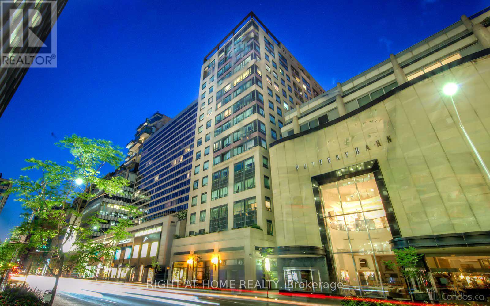 102 BLOOR STREET W, Toronto, Ontario