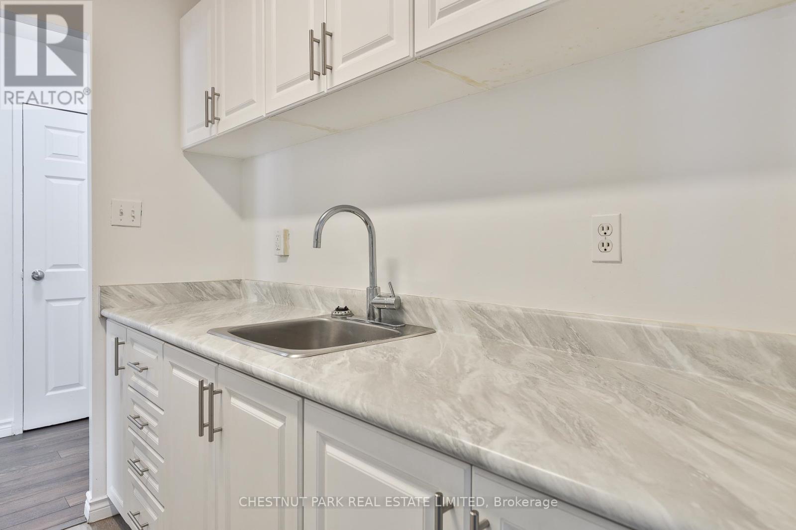 106 - 900 Glen Street, Oshawa, Ontario  L1J 5Z4 - Photo 9 - E12858598