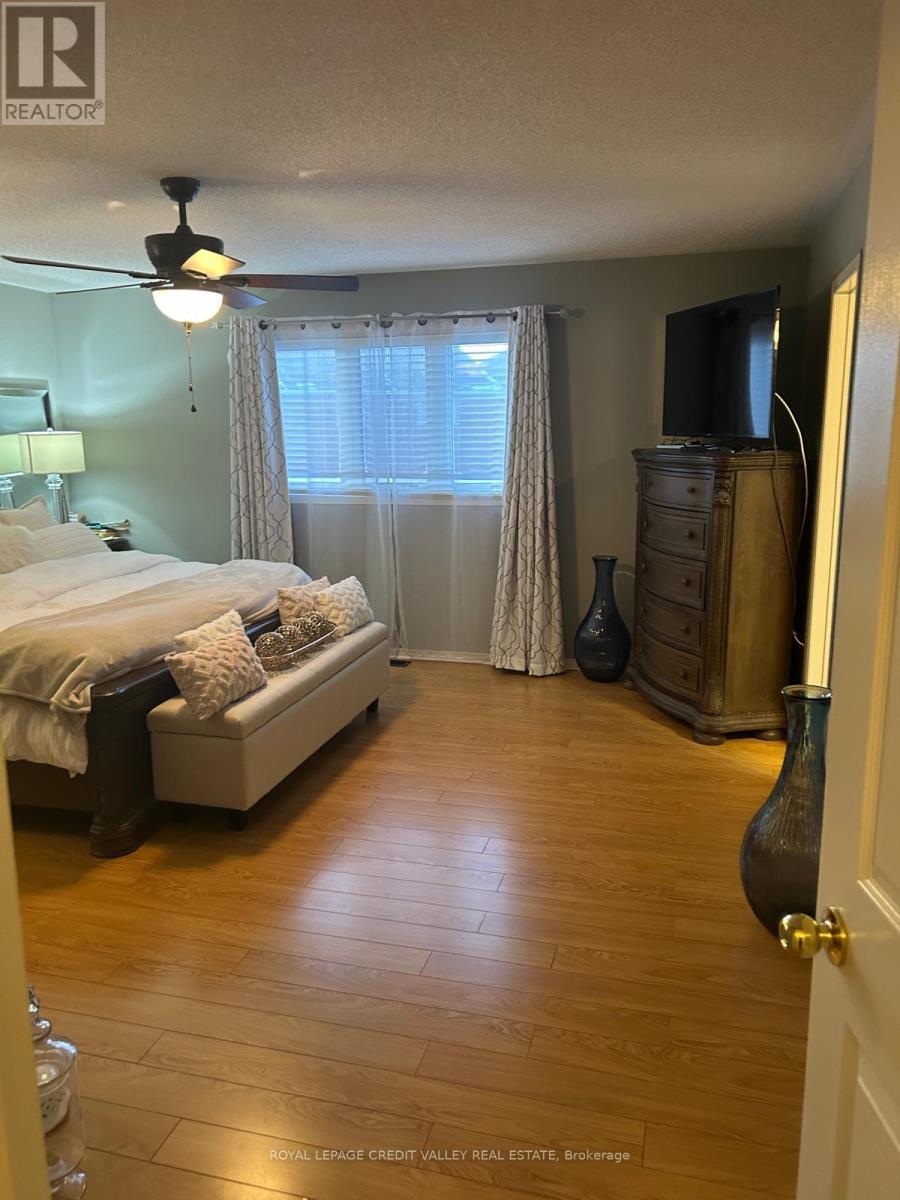 4 Kanata Road, Brampton, Ontario  L7A 3R2 - Photo 18 - W12858568