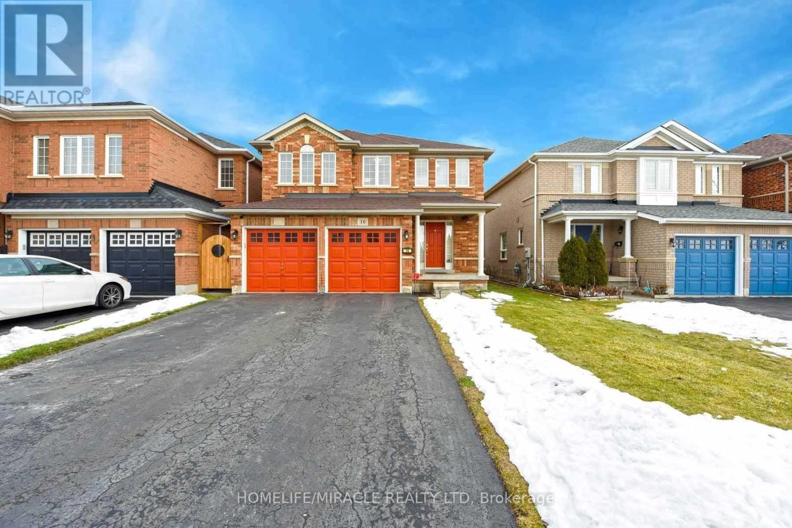16 DUNURE CRESCENT, Brampton, Ontario