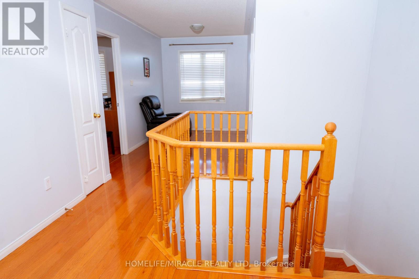 16 Dunure Crescent, Brampton (Fletcher's Meadow), Ontario  L7A 2Y5 - Photo 20 - W12858600